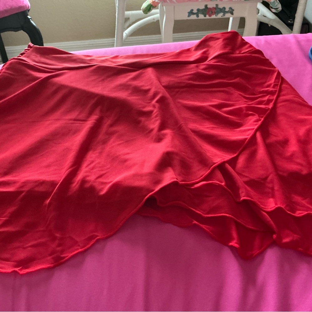 Like New Red Ruffled Skort 
Size 2X